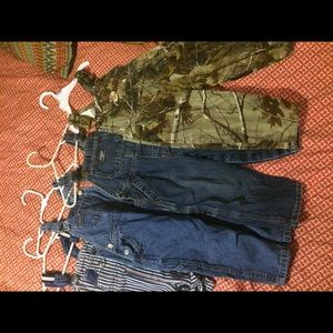 OshKosh B'gosh Bottoms - 2t overalls lot OshKosh B'gosh Bottoms - 2t overalls lot